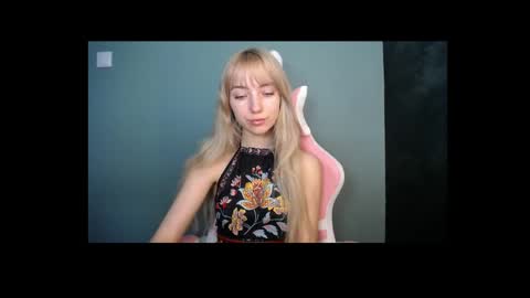 Lucy online show from April 29, 7:11 am