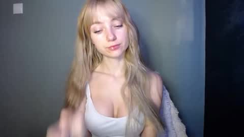 Lucy online show from November 7, 7:36 am