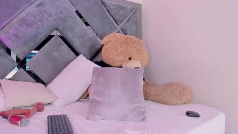 Lucia Gray online show from November 12, 11:03 pm