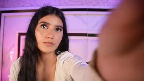 luciana_agudelo online show from April 6, 7:04 pm