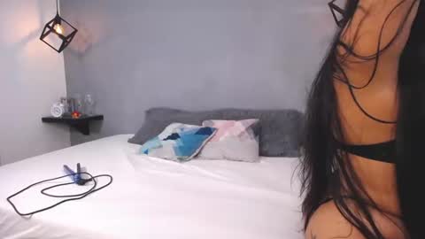 Luciana  online show from September 29, 2:11 pm