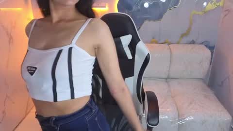 Lucy  online show from September 29, 12:32 pm