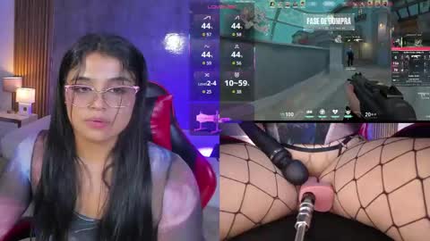 Lucia online show from May 6, 3:05 pm