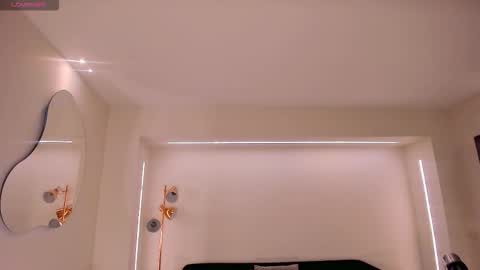 Lucie Martin online show from March 23, 11:27 am