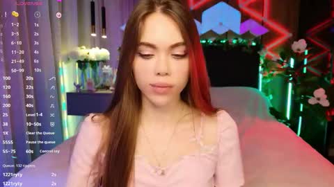 MimiFors online show from October 21, 7:51 pm