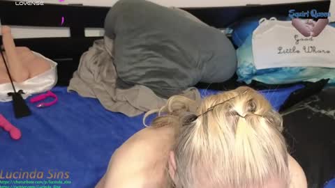 Lucinda online show from May 25, 4:22 am