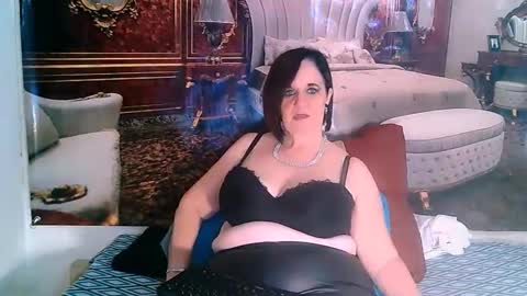 Snapshot of luciousgrace chatting on February 23, 5:56 pm Grace online show from February 23, 5:56 pm