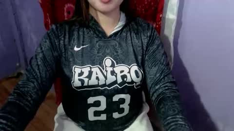 lucky_charmgirl online show from January 10, 3:50 pm