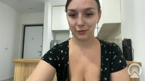 Snapshot of lucky_foryou_baby chatting on September 17, 2:37 pm lucky_foryou_baby online show from September 17, 2:37 pm