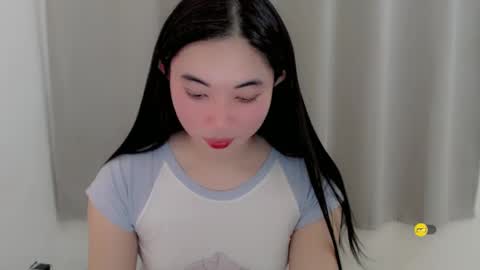 mariel online show from December 11, 2:54 pm