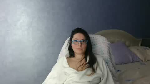 luckylinda23 online show from January 9, 5:11 pm