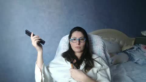 luckylinda23 online show from January 16, 12:20 pm