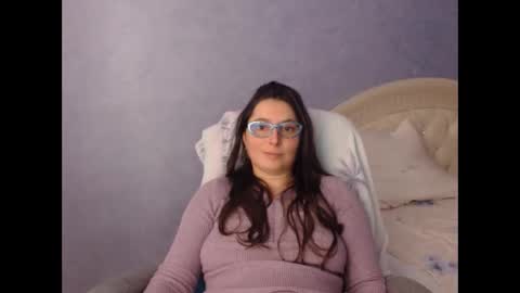 luckylinda23 online show from November 18, 2:51 pm