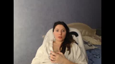 luckylinda23 online show from February 4, 12:11 pm