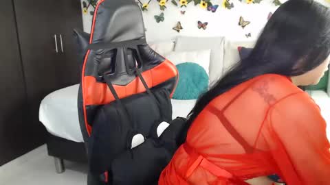 luciana online show from December 22, 5:12 am