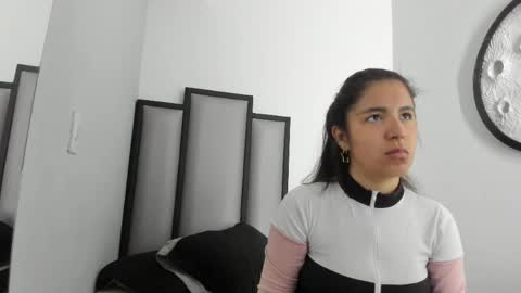   online show from May 26, 3:39 am
