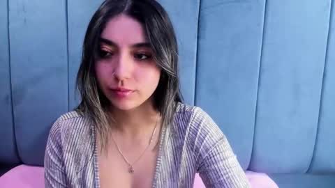 lucy_anal_ online show from February 8, 2:04 am