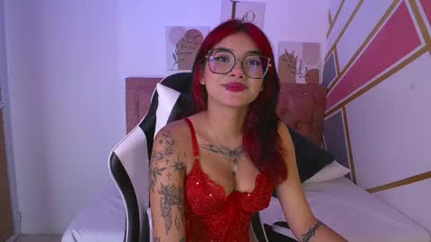 Lucy online show from April 23, 3:47 am