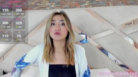 lucy_davies_ online show from May 5, 11:35 am