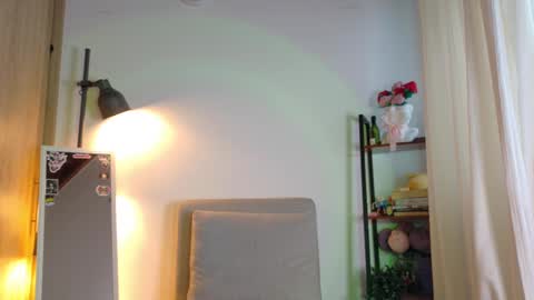 Snapshot of lucy_meoww chatting on September 16, 10:29 pm lucy meoww online show from September 16, 10:29 pm