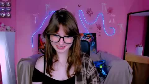 lucy online show from May 27, 11:46 pm