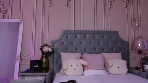 LucyAddison online show from May 11, 2:46 am