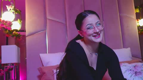 Lucy Lexton online show from March 17, 8:13 pm