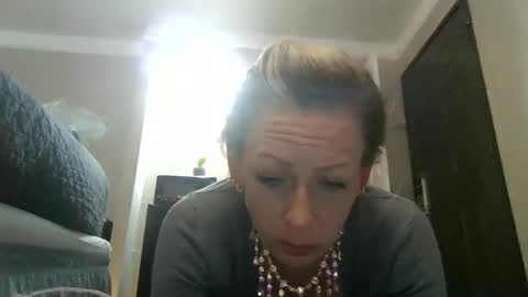 Lucy Loves Lookers online show from January 17, 11:06 am