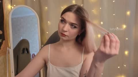 Lucy online show from February 2, 11:31 am