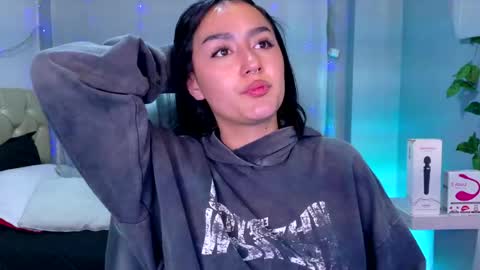 LUDOVICA online show from May 30, 3:59 am