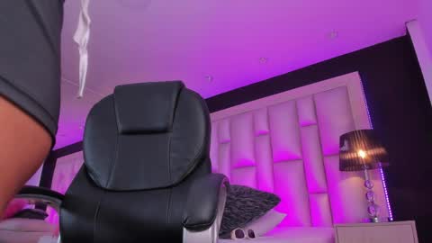 Luisa  online show from May 12, 4:13 pm