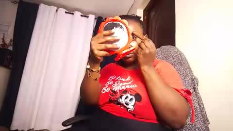 lulu_sparks1 online show from May 14, 12:00 pm