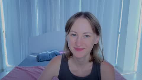 Lily online show from September 22, 10:46 am