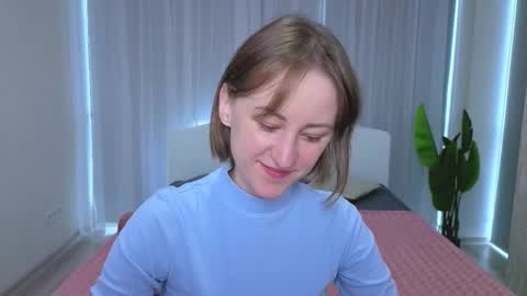 Lily online show from October 3, 9:47 am