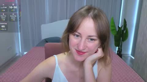 Lily online show from October 4, 9:48 am