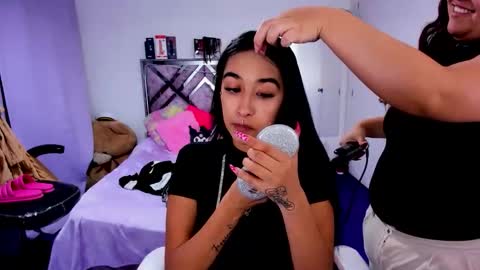 luna_analya online show from May 21, 10:52 pm