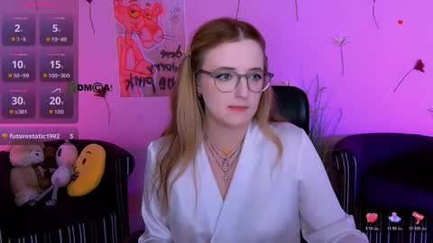 luna_berryy online show from May 22, 7:23 pm