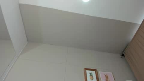 ..Luna.. online show from March 23, 1:06 pm