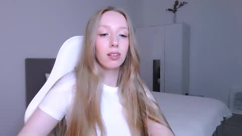 Luna online show from November 8, 8:25 pm