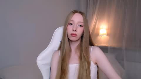 Luna online show from May 15, 9:17 pm