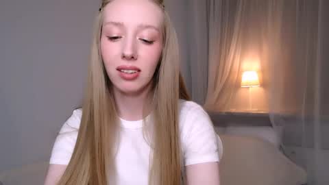 Luna online show from May 6, 11:20 pm