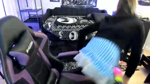 Luna online show from May 21, 2:09 am