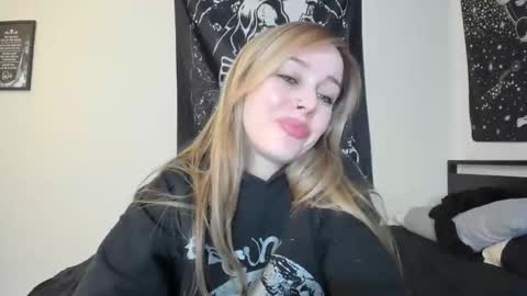 Luna online show from November 18, 6:14 am