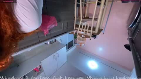 Luna Luuvz online show from July 11, 6:02 am