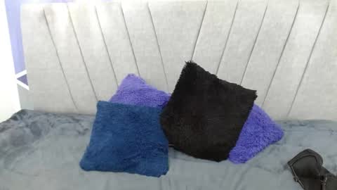 Luna  online show from March 24, 6:02 pm