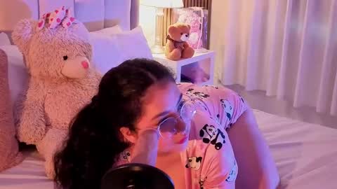 L U N A   Try my private  online show from October 16, 11:57 am