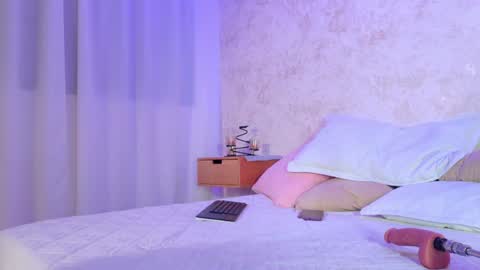 Luna online show from May 22, 9:51 am
