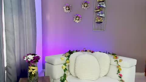 LUNA  online show from March 20, 10:03 pm