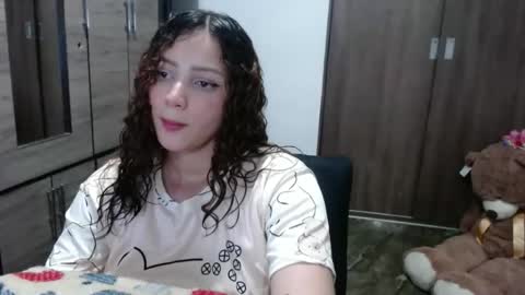 lunaa_sub online show from May 17, 12:21 am