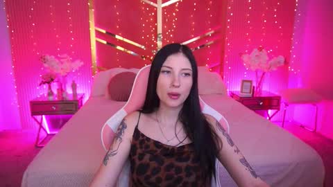 lunaamay online show from March 26, 7:43 am